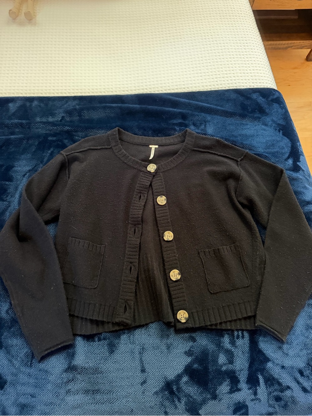 Free People luna cardigan size xs slightly cropped